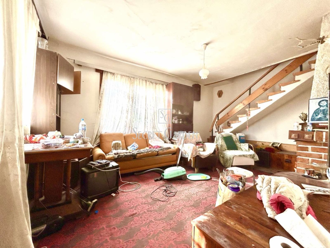 с. Долни Окол; м-т Ренов дол, 3 Bedrooms Bedrooms, ,1 BathroomBathrooms,Къща,За продажба,2,1071