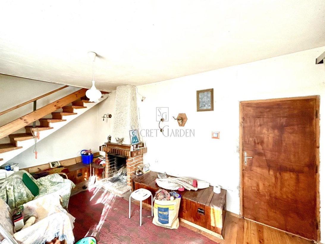 с. Долни Окол; м-т Ренов дол, 3 Bedrooms Bedrooms, ,1 BathroomBathrooms,Къща,За продажба,2,1071