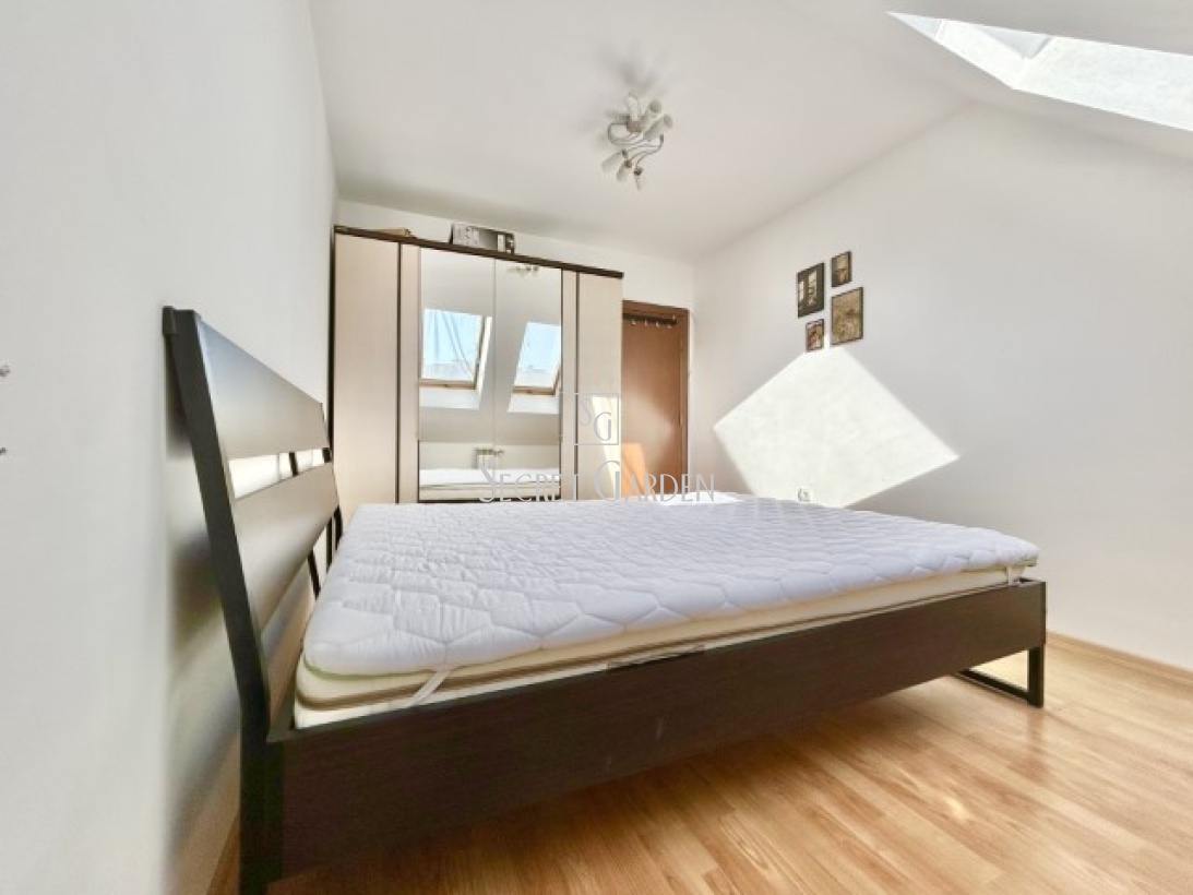 ул. Старозагорско възстание, 1 Bedroom Bedrooms, ,1 BathroomBathrooms,Апартамент,Отдадено под наем,ул. Старозагорско възстание,6,1072