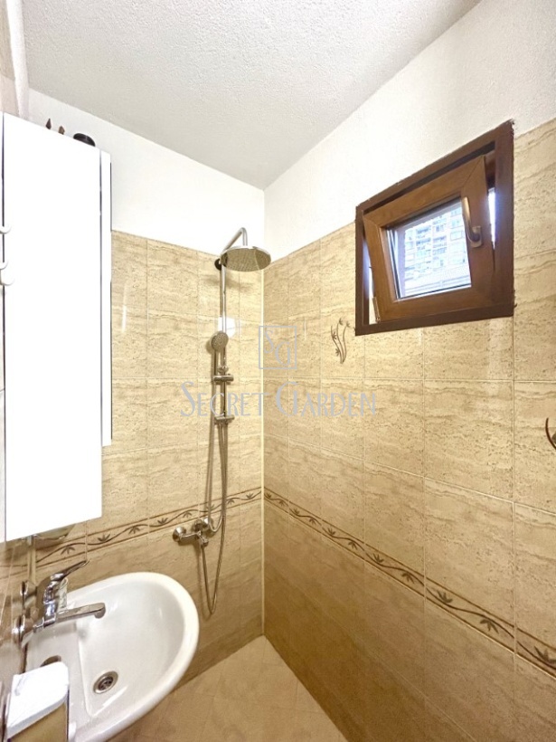Ген. Александър В. Суворов, София, 2 Bedrooms Bedrooms, ,1 BathroomBathrooms,Апартамент,Под наем,Ген. Александър В. Суворов,2,1088