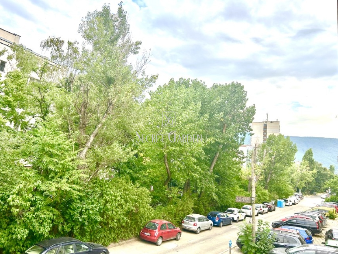 Ген. Александър В. Суворов, София, 2 Bedrooms Bedrooms, ,1 BathroomBathrooms,Апартамент,Под наем,Ген. Александър В. Суворов,2,1088