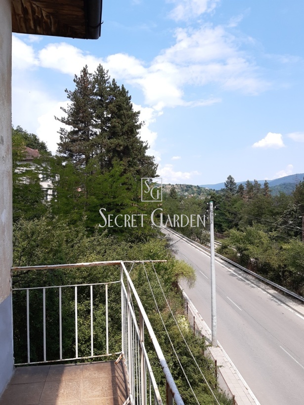 ул. Радост, гр. Момин проход, 10 Bedrooms Bedrooms, ,5 BathroomsBathrooms,Къща,За продажба,ул. Радост,1038