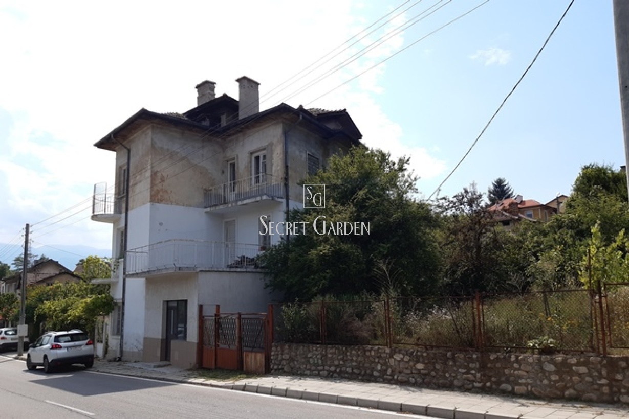 ул. Радост, гр. Момин проход, 10 Bedrooms Bedrooms, ,5 BathroomsBathrooms,Къща,За продажба,ул. Радост,1038