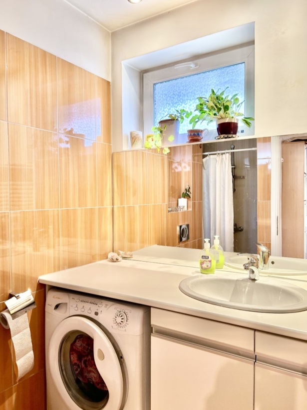 ул. Българска легия, София, 1 Bedroom Bedrooms, 0 ,1 BathroomBathrooms,Апартамент,Продадено,ул. Българска легия,1,1039